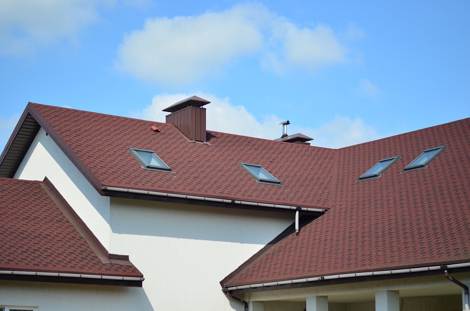 Gutter Maintenance : How to Clean Gutters on a Steep Roof